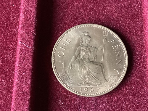 1967 elizabeth bronze penny - elizabeth,