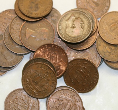 Half pennies bulk lot - 25,