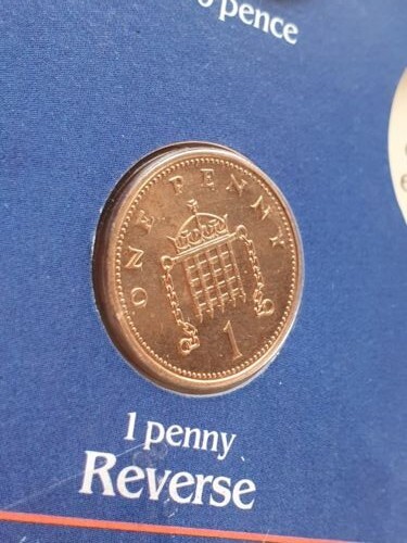 1982 bunc crowned - 1982, 1p