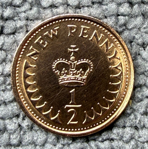 1975 half penny coin 1 - half,